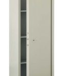 Armadio a 3 ripiani monoblocco in acciaio TCR /10 Armadio a 3 ripiani monoblocco in acciaio TCR /10